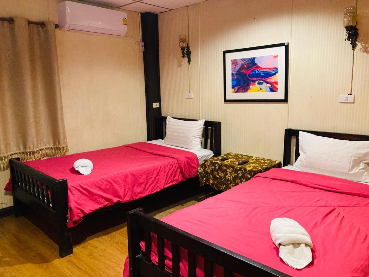 Noom Guesthouse Lop Buri Eksteriør bilde